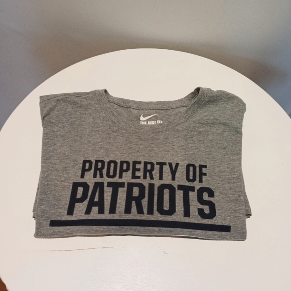 New England Patriots Football Gray Nike Logo T-Shirt - Picture 9 of 9